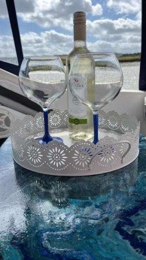 Floatsyerboat
